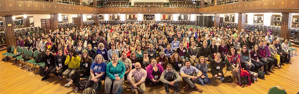 通过他们的年度会议，“科学谈话”试图将科学传播界聚集在一起。