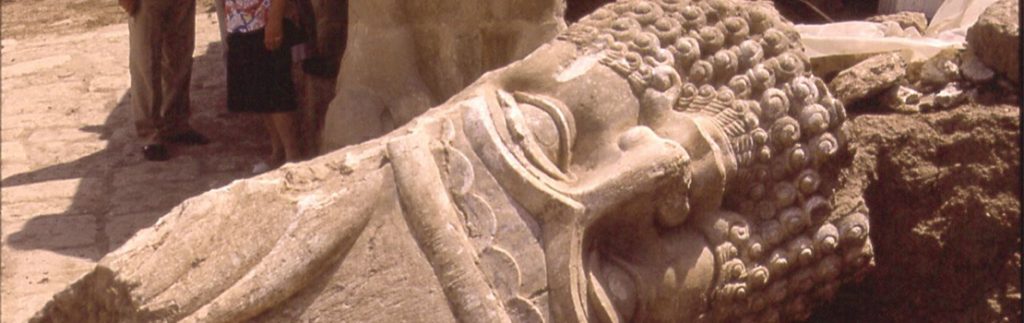 遗产遗产的摧毁是在圣战者萨法布的宗教信仰。